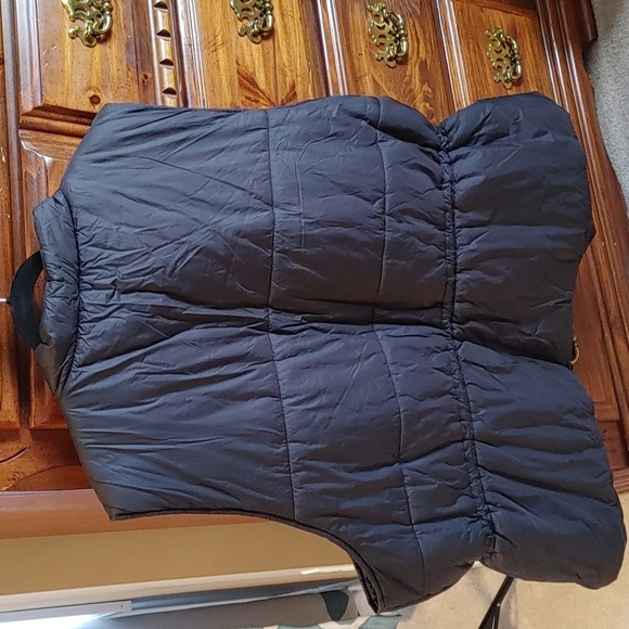 NWT BOOHOO PLUS BLACK PUFFER OVERSIZED UTILITY VEST CINCHED WAIST - Picture 5 of 11